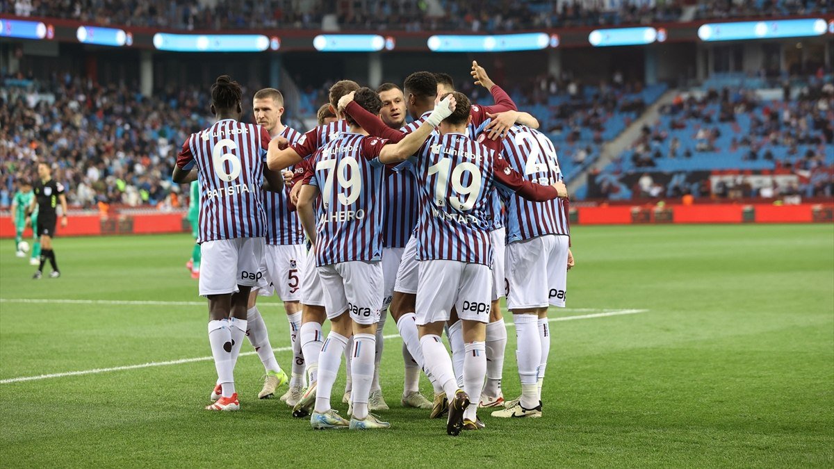 Trabzonspor, Fenerbahçe maçının kamp kadrosunu duyurdu
